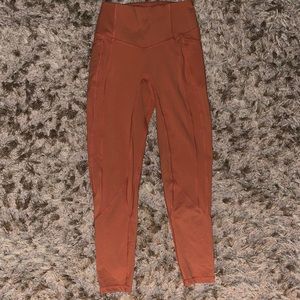 TYC heart booty leggings NWOT